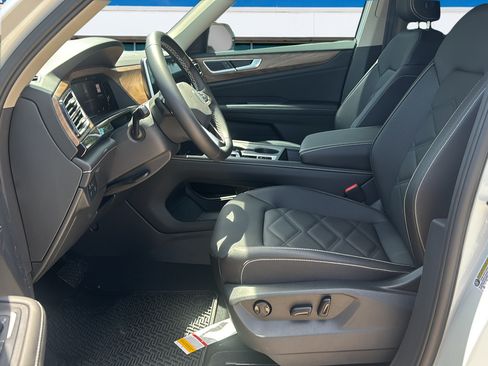 New 2026 Volkswagen Atlas SE FWD image 21