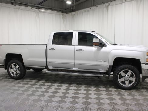 Used 2018 Chevrolet Silverado 2500 LTZ w/ Duramax Plus Package AWD/4WD image 29
