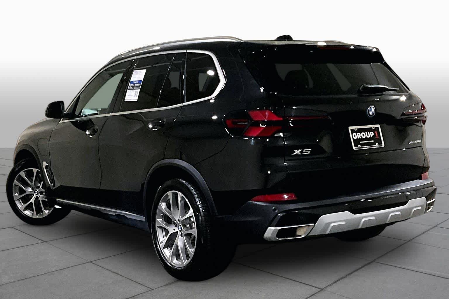 Used 2026 BMW X5 xDrive50e w/ Executive Package AWD/4WD image 11