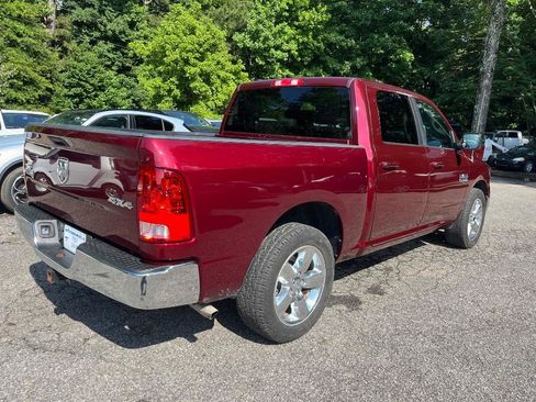 Used 2021 RAM 1500 Classic SLT RWD image 10