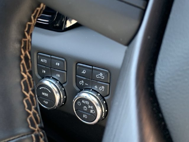 Used 2025 GMC Sierra 2500 AT4 w/ AT4 Premium Plus Package AWD/4WD image 28