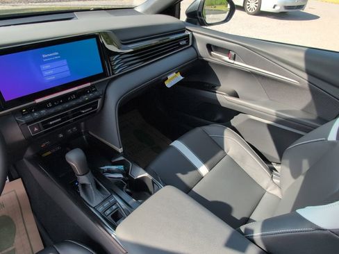 Certified 2026 Toyota Camry Hybrid w/ Multimedia Upgrade Package AWD/4WD image 23