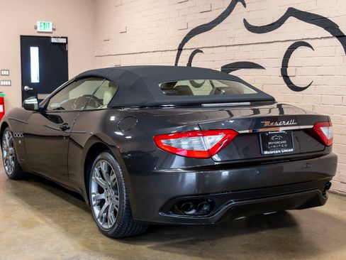 Used 2014 Maserati GranTurismo Convertible RWD image 11