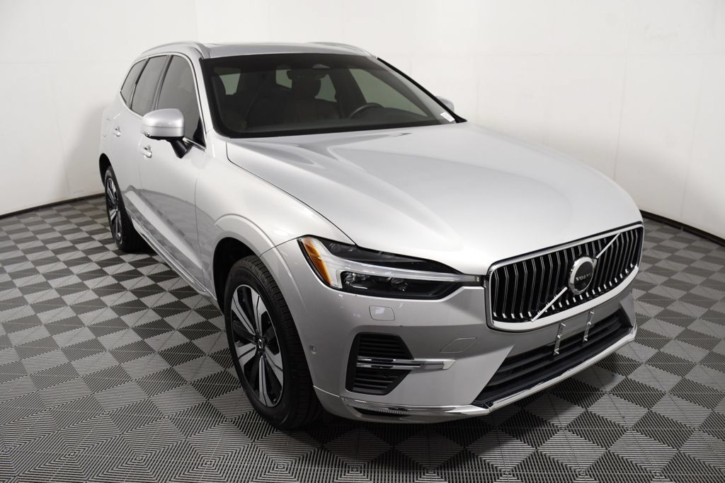 Used 2023 Volvo XC60 T8 Plus AWD/4WD image 9