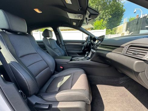 Used 2020 Honda Accord Sport image 33