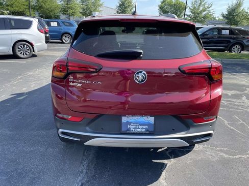 Used 2021 Buick Encore GX Select w/ Advanced Technology Package FWD image 5