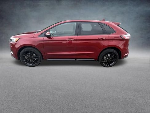 Used 2019 Ford Edge ST w/ Equipment Group 401A AWD/4WD image 2