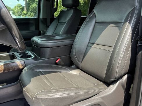 Used 2022 GMC Sierra 2500 Denali AWD/4WD image 13