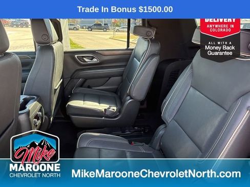 Used 2023 Chevrolet Suburban Premier image 18