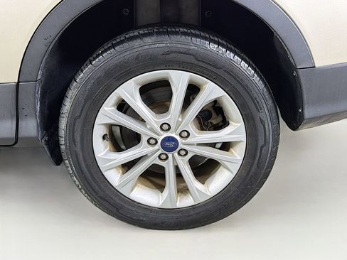 Used 2018 Ford Escape SE image 27