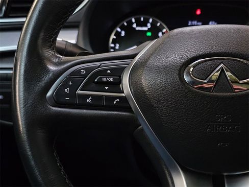 Used 2019 INFINITI QX50 Essential w/ Cargo Package image 31