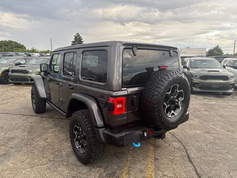 Used 2021 Jeep Wrangler Unlimited Rubicon 4xe w/ Steel Bumper Group AWD/4WD image 8