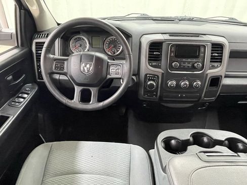 Used 2019 RAM 1500 Express image 25