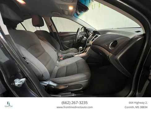 Used 2016 Chevrolet Cruze LT FWD image 15