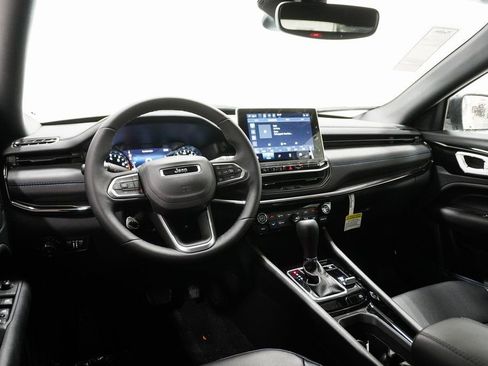 New 2026 Jeep Compass Limited image 15