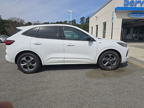 Used 2023 Ford Escape ST-Line image 6