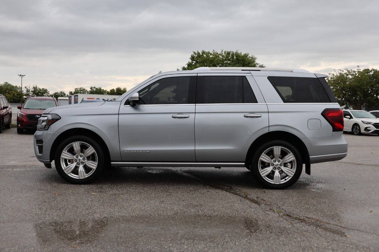 Used 2023 Ford Expedition Platinum AWD/4WD image 8