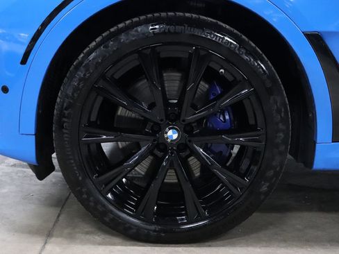 Used 2020 BMW X7 M50i w/ Dynamic Handling Package image 39