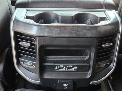 Used 2020 RAM 1500 Big Horn AWD/4WD image 14