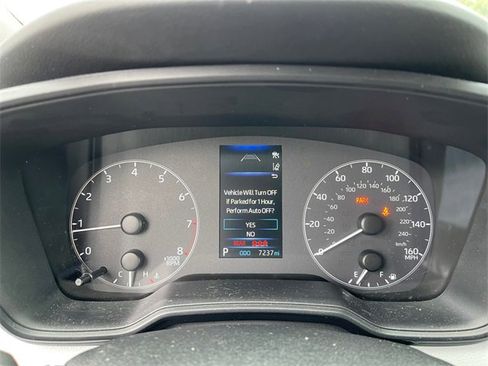 Used 2024 Toyota Corolla SE image 31
