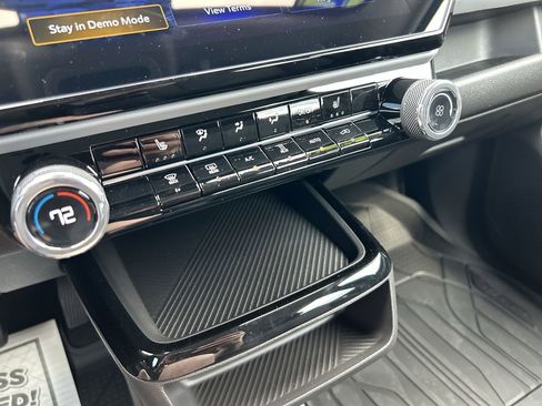 New 2027 Chevrolet Bolt LT w/ Comfort Package image 27