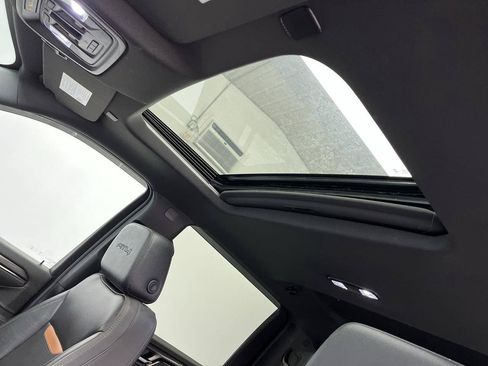 Certified 2025 GMC Sierra 2500 AT4 AWD/4WD image 7