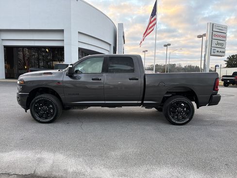Used 2025 RAM 2500 Big Horn image 9