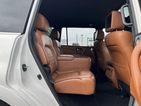 Used 2021 INFINITI QX80 Sensory w/ Cargo Package AWD/4WD image 15
