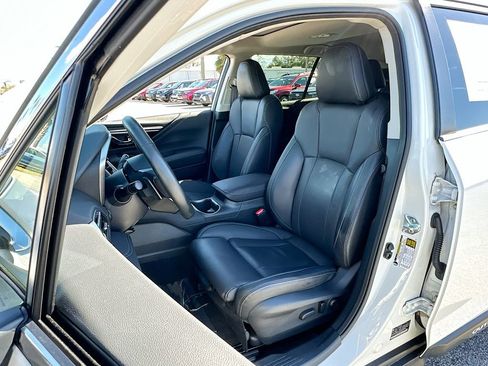 Used 2023 Subaru Outback Limited image 22