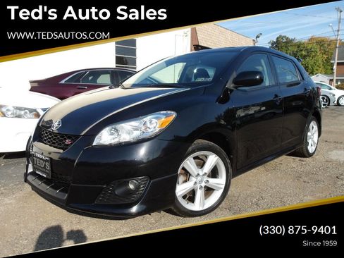 Used 2010 Toyota Matrix S image 1