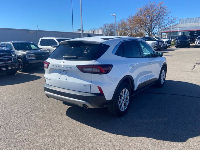 Used 2023 Ford Escape Active AWD/4WD image 5