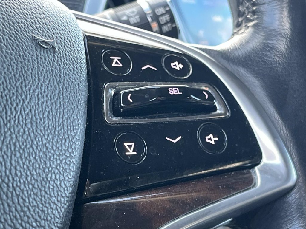 Used 2016 Cadillac SRX Luxury FWD image 38