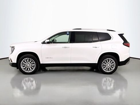 Used 2024 GMC Acadia Denali image 4