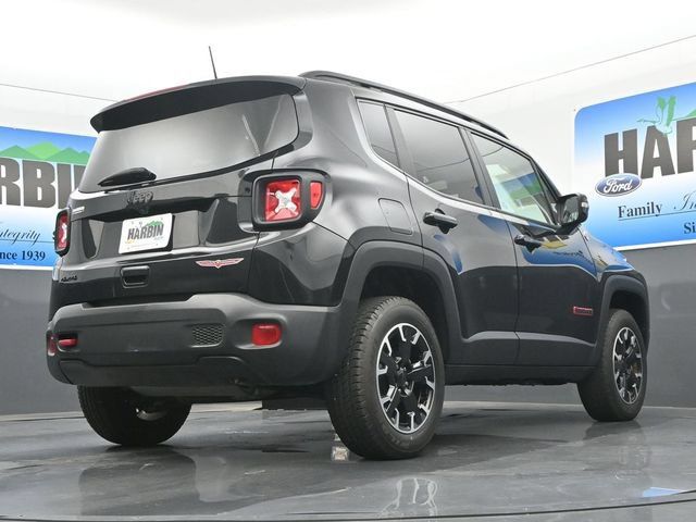 Used 2023 Jeep Renegade Trailhawk AWD/4WD image 19