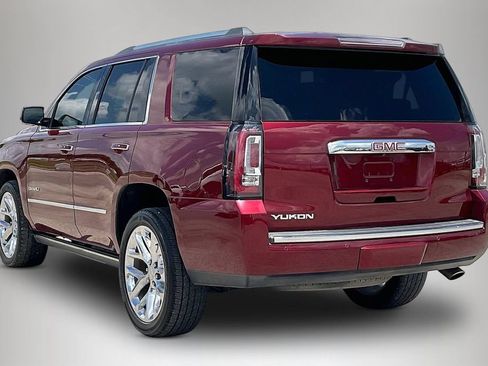 Used 2017 GMC Yukon Denali AWD/4WD image 4