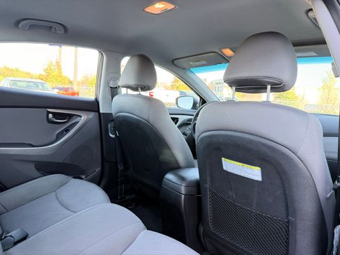 Used 2013 Hyundai Elantra GLS image 20