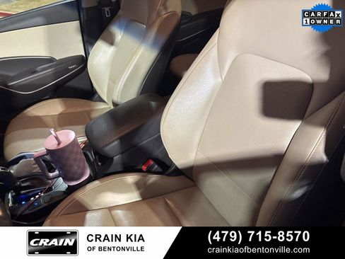 Used 2017 Hyundai Santa Fe Limited image 13