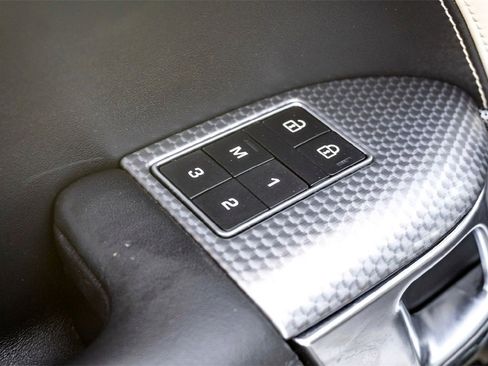 Used 2022 Land Rover Range Rover Sport HST image 12