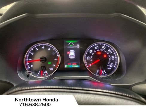 Used 2021 Toyota RAV4 XLE FWD image 20