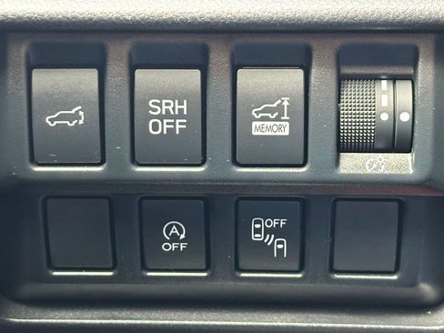 Certified 2024 Subaru Forester Premium AWD/4WD image 28
