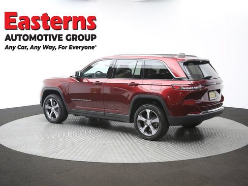 Used 2023 Jeep Grand Cherokee 4WD 4xe w/ Luxury Tech Group II image 65