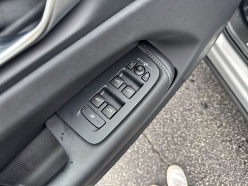 Certified 2025 Volvo XC60 B5 Core w/ Climate Package image 14