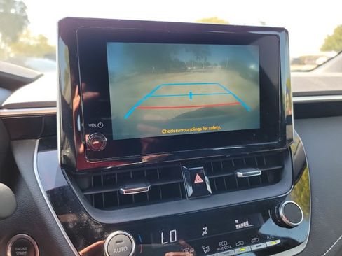Used 2023 Toyota Corolla SE FWD image 15
