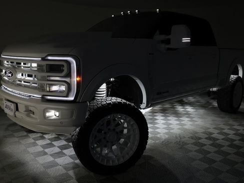 Used 2026 Ford F250 Platinum image 11