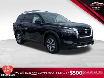New 2025 Nissan Pathfinder SL