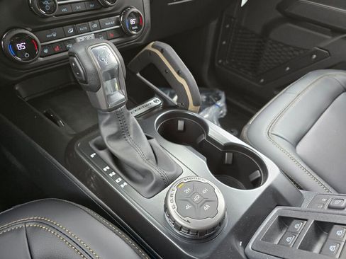 New 2026 Ford Bronco Badlands AWD/4WD image 22