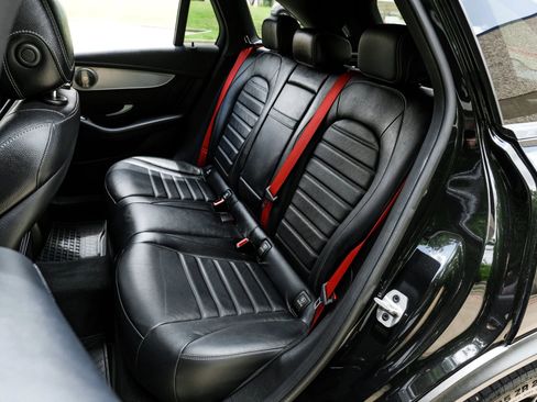 Used 2021 Mercedes-Benz GLC 43 AMG 4MATIC image 33