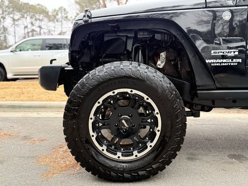 Used 2013 Jeep Wrangler Unlimited Sport AWD/4WD image 16