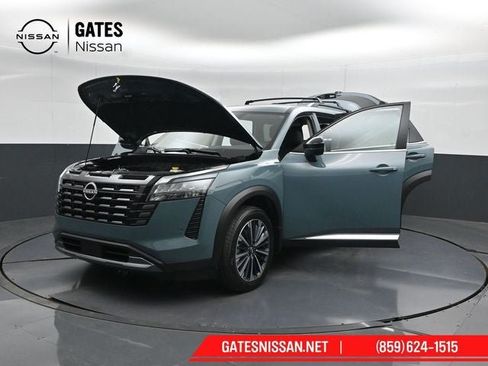 New 2026 Nissan Pathfinder Platinum AWD/4WD image 57