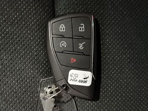 Used 2024 Chevrolet Blazer EV RS RWD image 27